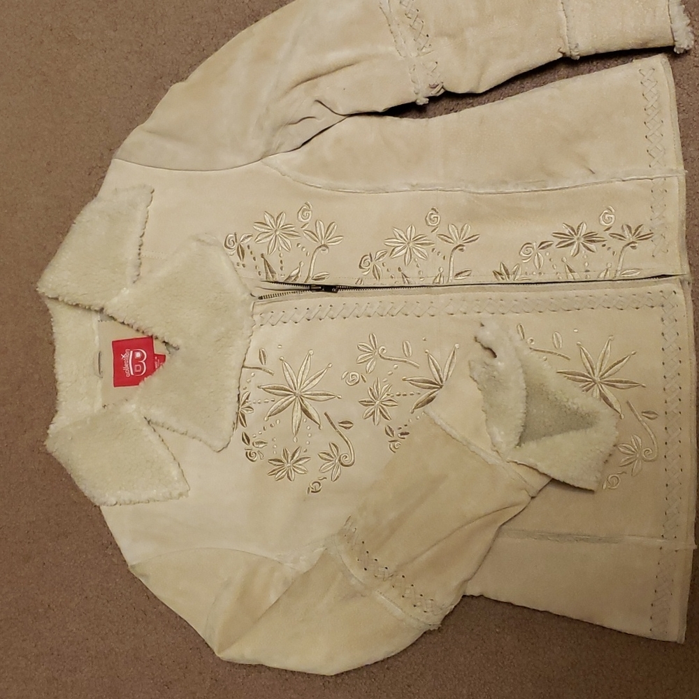 Embroidered Women's suede coat